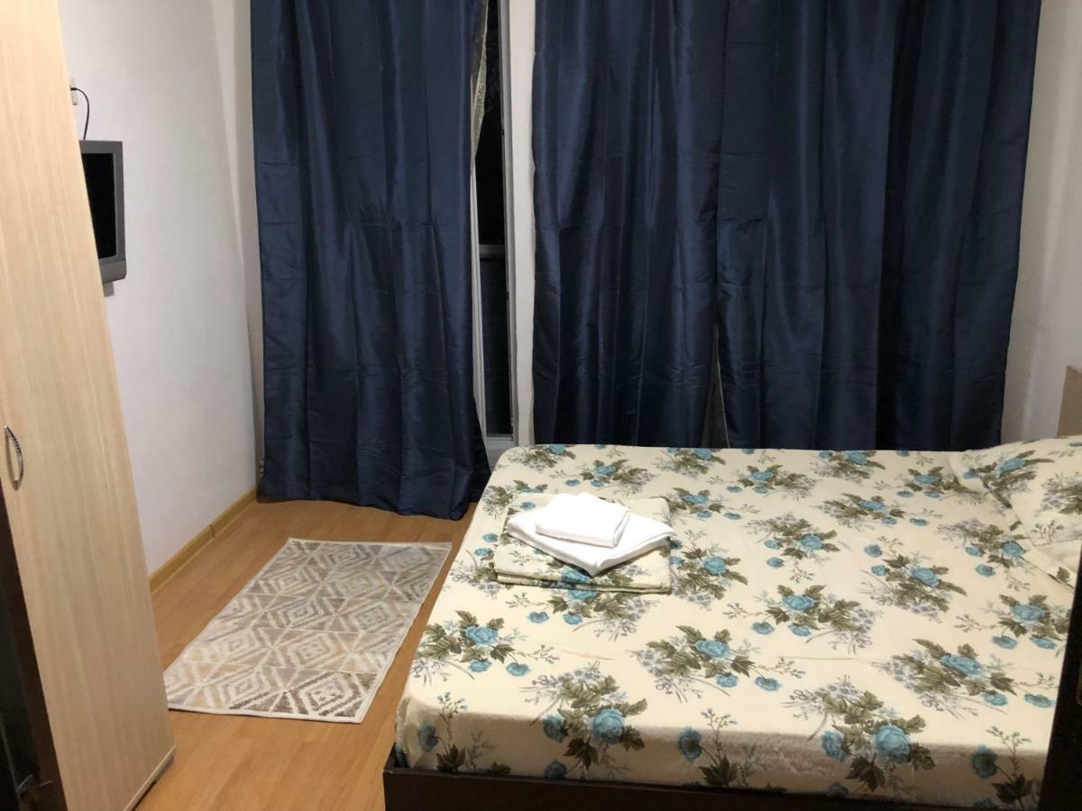 Lotus Apartment Constanta Bagian luar foto